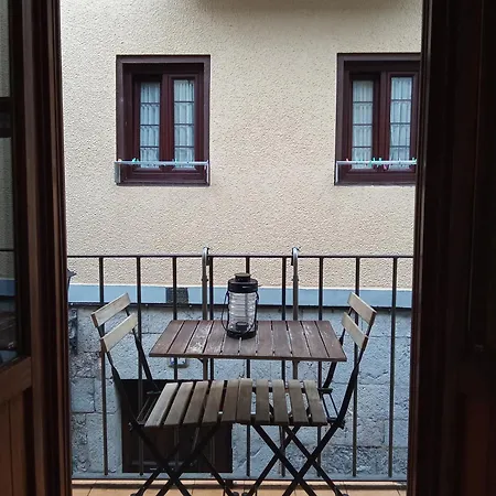 Apartment Iulenea *